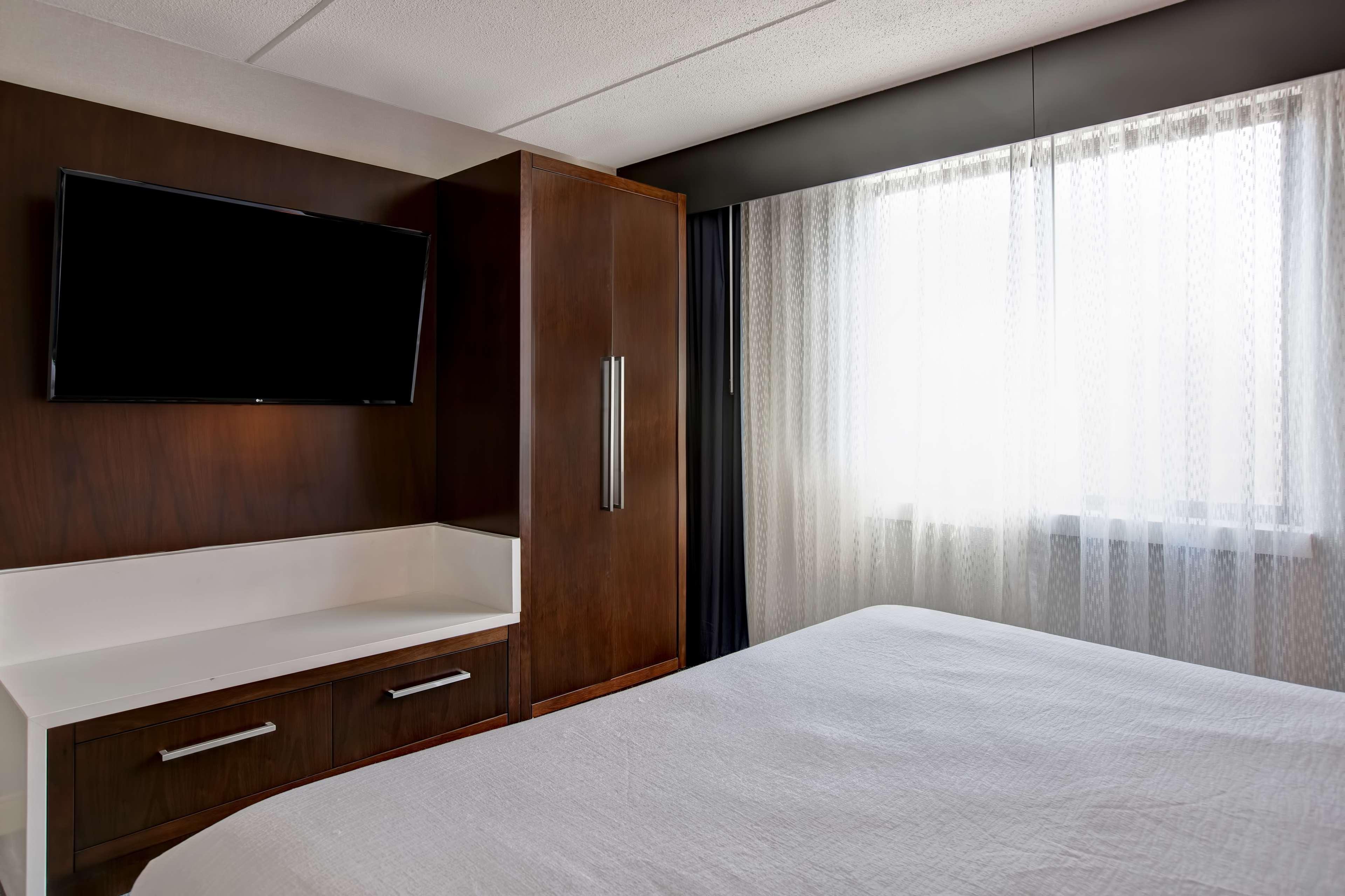 Embassy Suites Syracuse East Syracuse Esterno foto