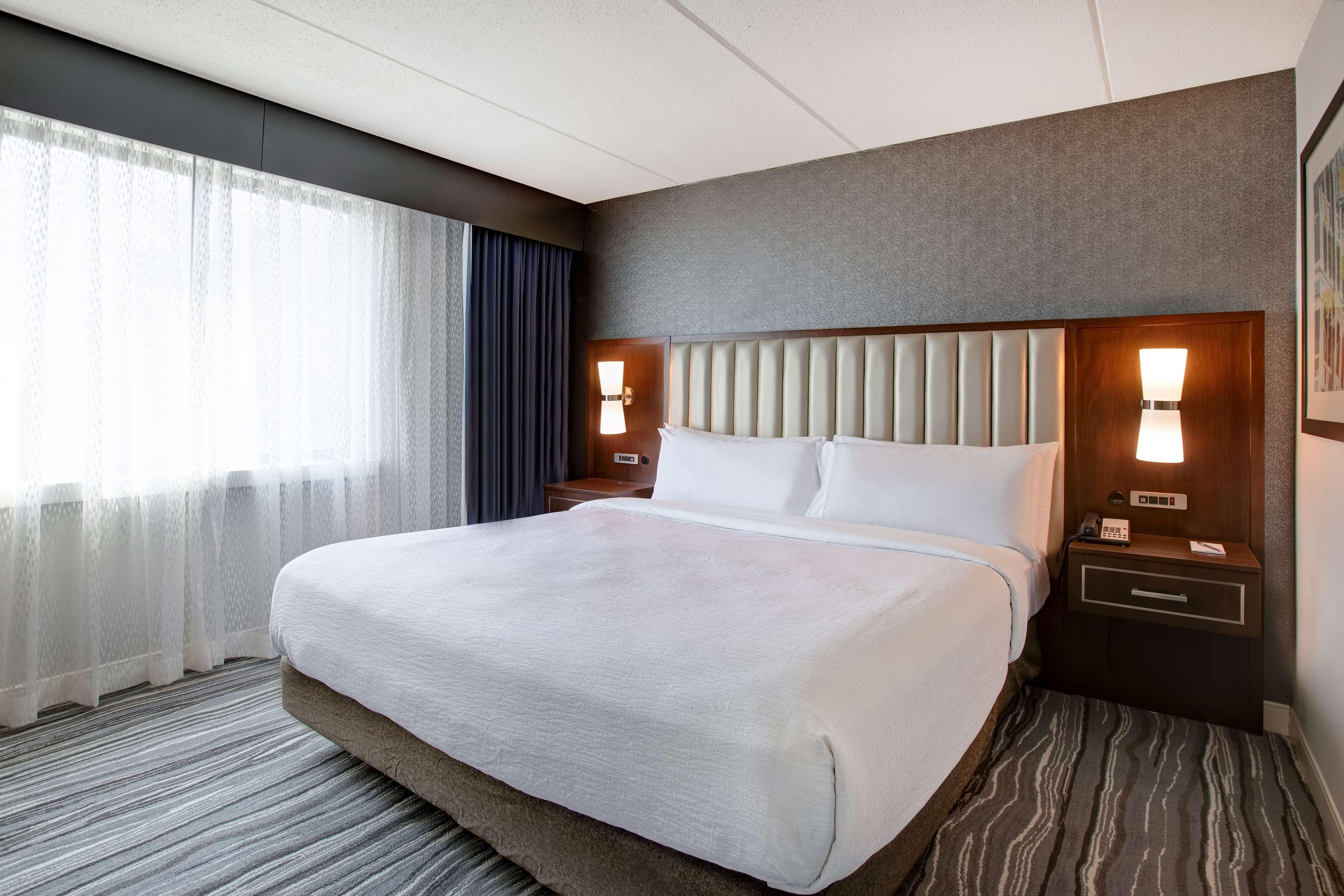 Embassy Suites Syracuse East Syracuse Esterno foto