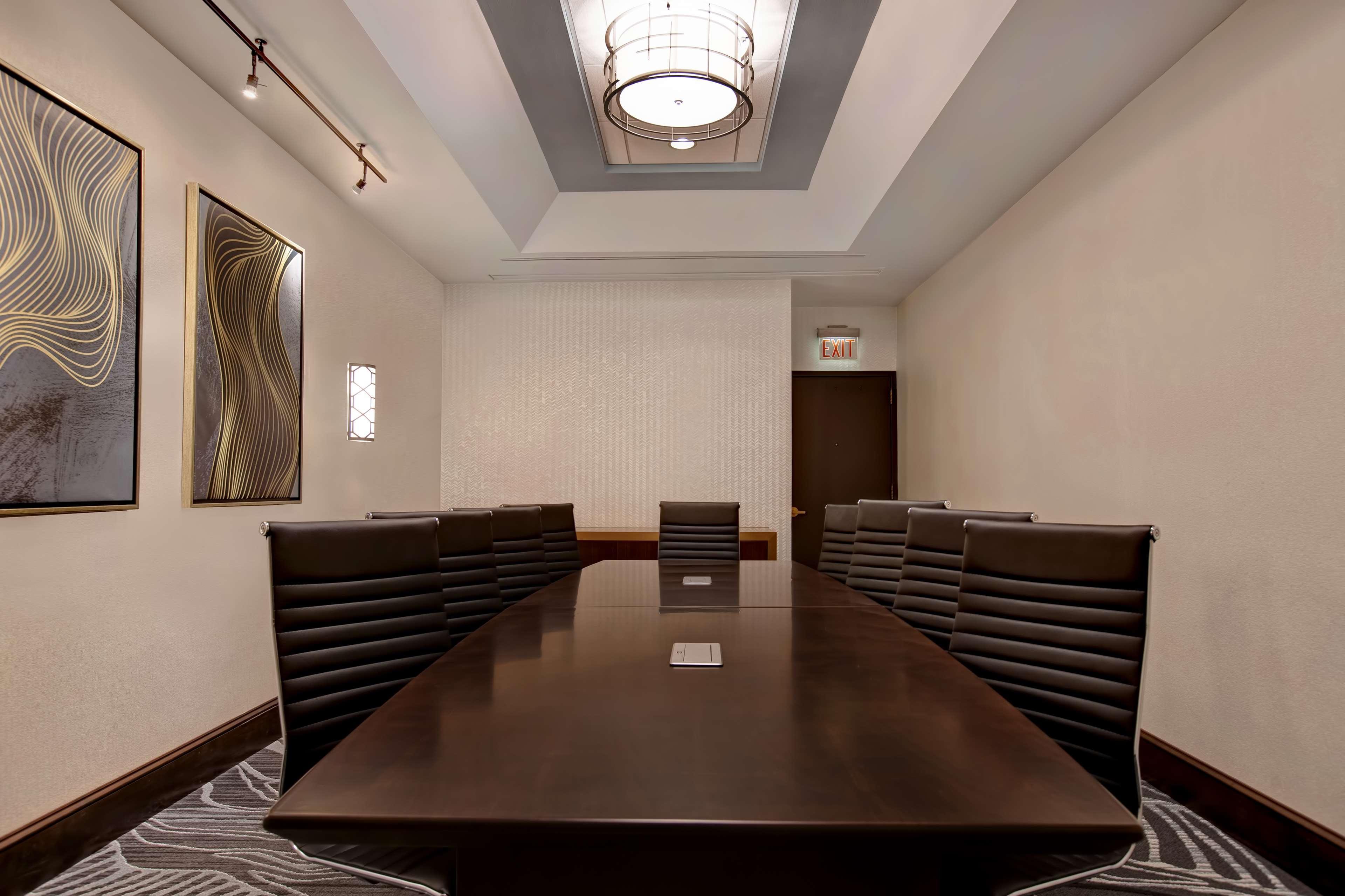 Embassy Suites Syracuse East Syracuse Esterno foto