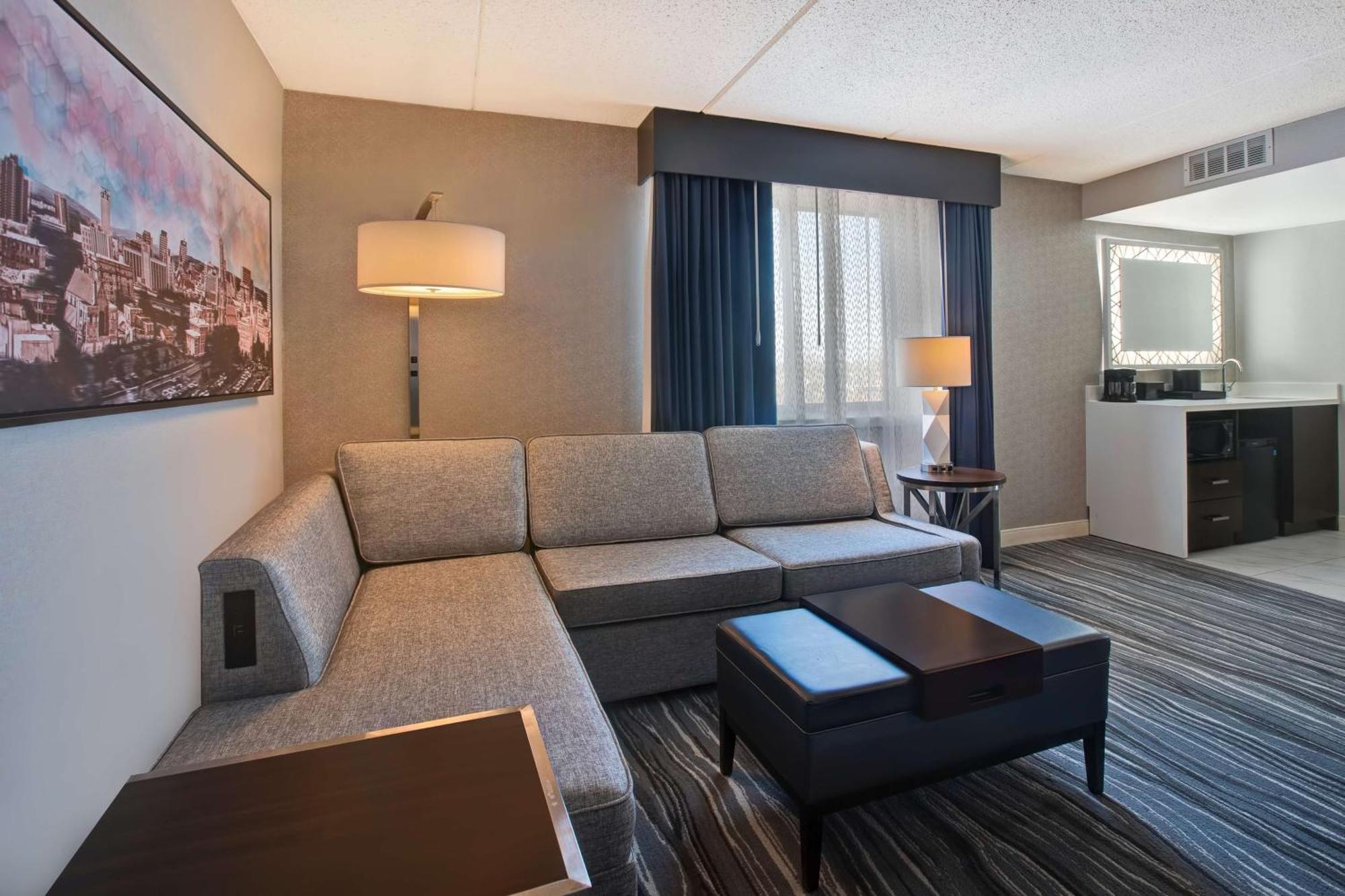 Embassy Suites Syracuse East Syracuse Esterno foto
