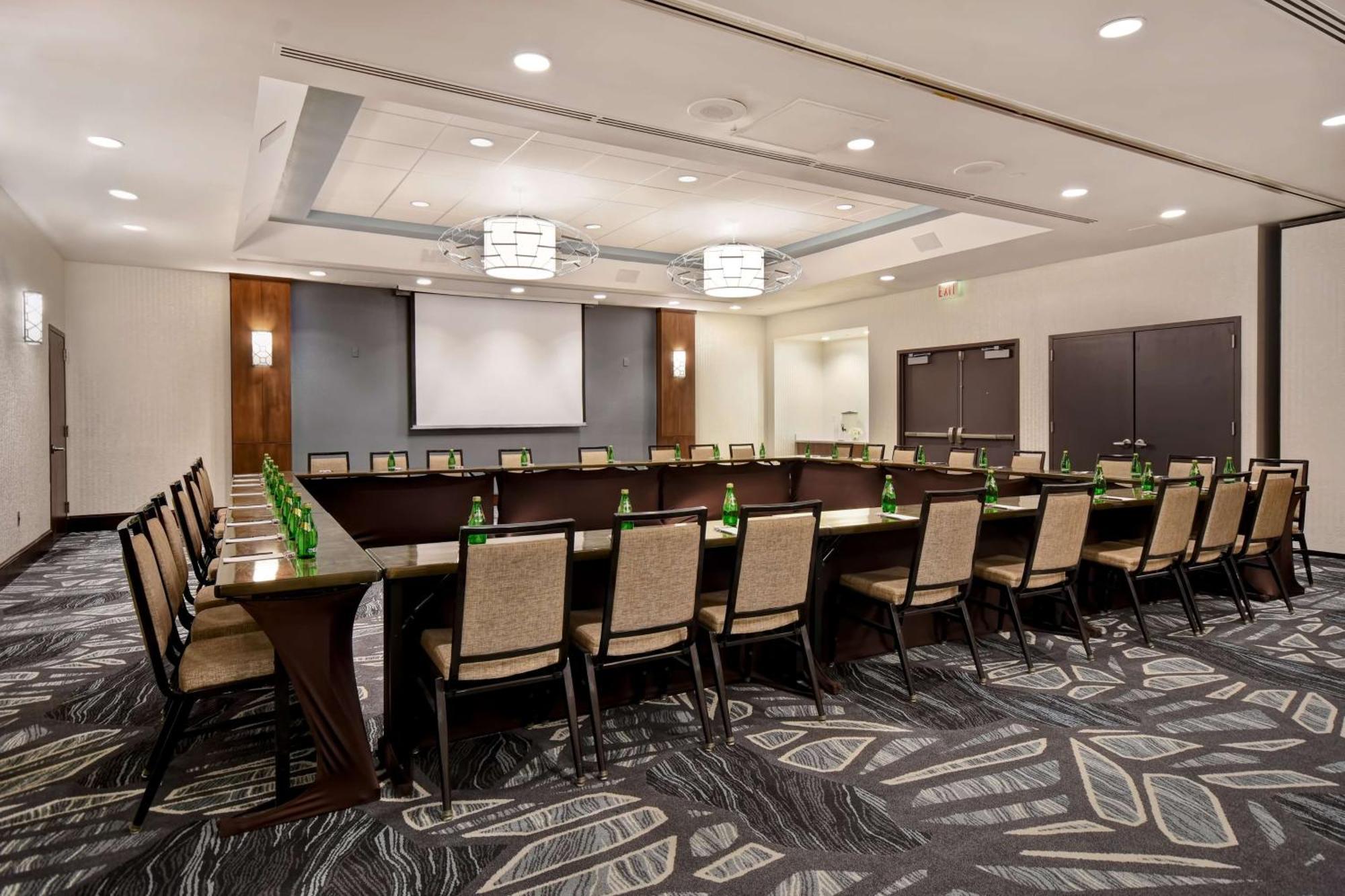 Embassy Suites Syracuse East Syracuse Esterno foto