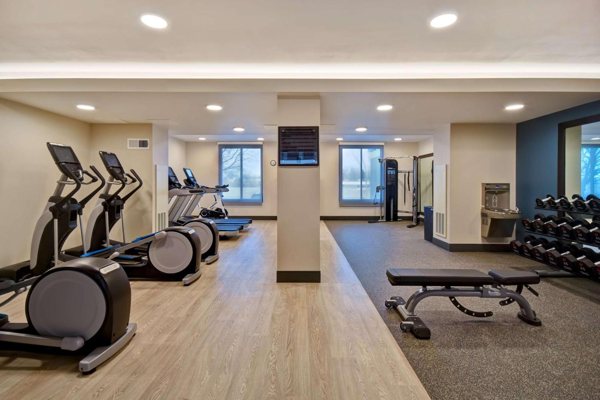 Embassy Suites Syracuse East Syracuse Esterno foto
